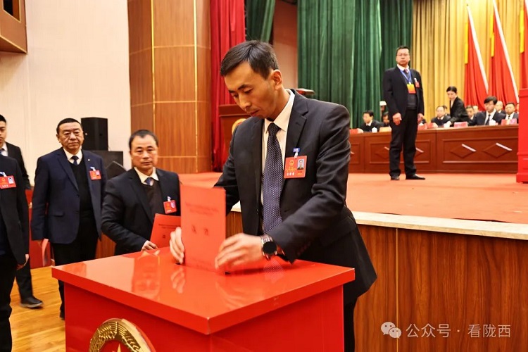 全票当选2.jpg